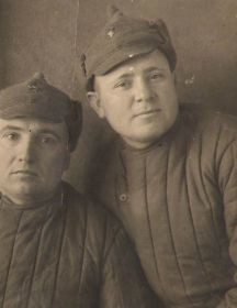 Асмолов Иван Андреевич, (слева)