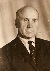 Мирошников Андрей Данилович