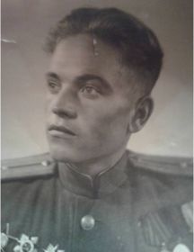 Князев Дмитрий Михайлович родился 16 марта 1922 года в Воронежской области