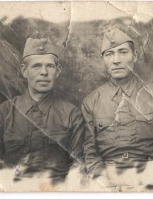 Димков Михаил Моисеевич (на фото слева)