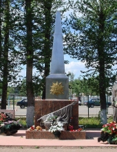 Памятник павшим в годы Великой Отечественной войны жителям деревни Ново-Кирилловка