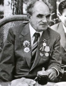 Новиченко Яков Тихонович