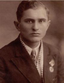 Стороженко Иван Тихонович (23.12.1912 - 18.02.1943)