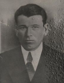 Хохлов Федор Ермолаевич, родился в 1903 году в Балашовском районе Саратовской области