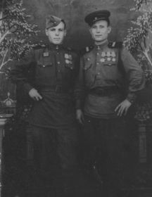 Шкабардин Владимир Ефимович (на фото слева)