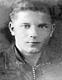 Комиссаров  Виктор Алексеевич (1920-1945)