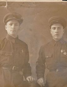 Борисов Николай Федорович(слева)