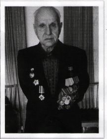 Елизаров Леонид Борисович