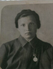 Новикова Нина Илларионовна