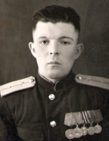 Лавров Юрий Александрович