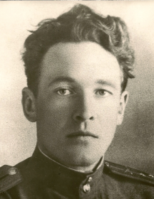 Кармилов Аркадий Евгеньевич