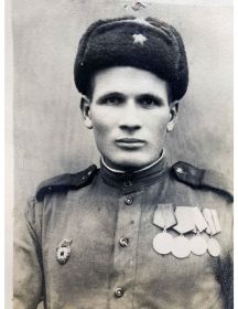 Леонов Александр Алексеевич