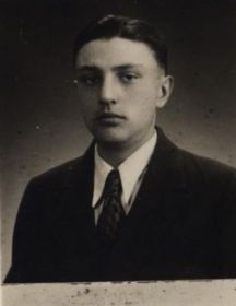 Утенков Сергей Антонович