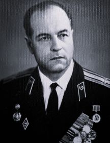 Луганский Виктор Трофимович