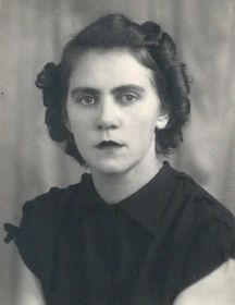 Логинова (Вдовиченко) Галина Яковлевна