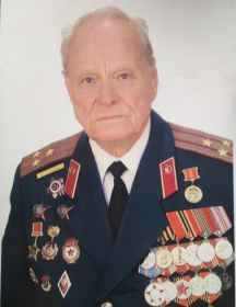 Суворов Юрий Михайлович