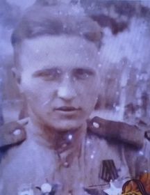 Аксенов Алексей Уварович