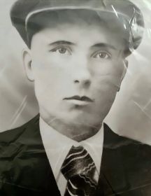 Медведев Максим Андреевич