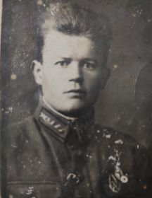 Лисенков Иван Макарович