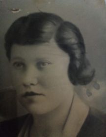 Медведева (Соловьева) Клавдия Константиновна