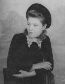 Шоболова (Лепёшкина) Антонина Васильевна