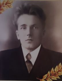 Есаулов Петр Трофимович