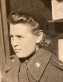 Денисова (Танченко) Анна Николаевна