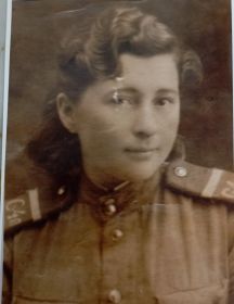 Бурдина (Голубева) Зоя Алексеевна