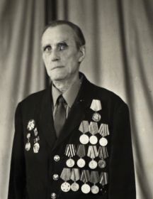 Усачев Аркадий Васильквич