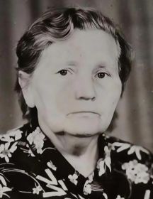 Позднякова (Звягина) Валентина Евсеевна