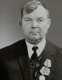Лапин Максим Гаврилович