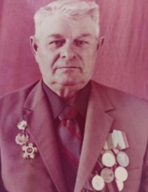 Устинов Василий Никифорович