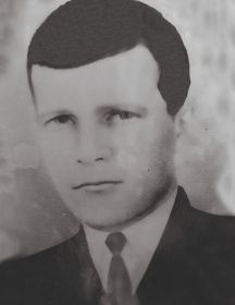 Зенцов Максим Зотович