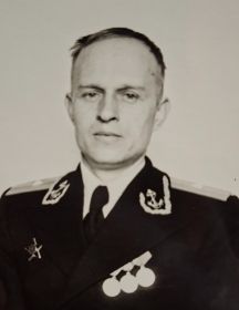 Петербургский Николай Васильевич
