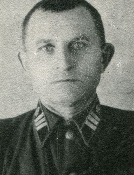 Данилов Павел Макарович