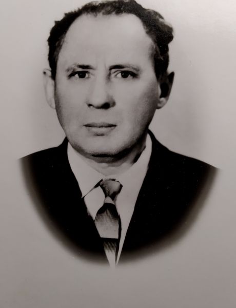 Устинов Александр Васильевич
