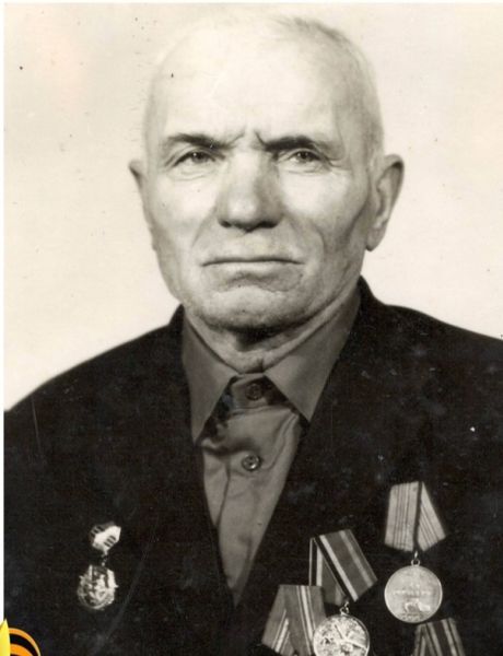 Бондарь Егор Петрович
