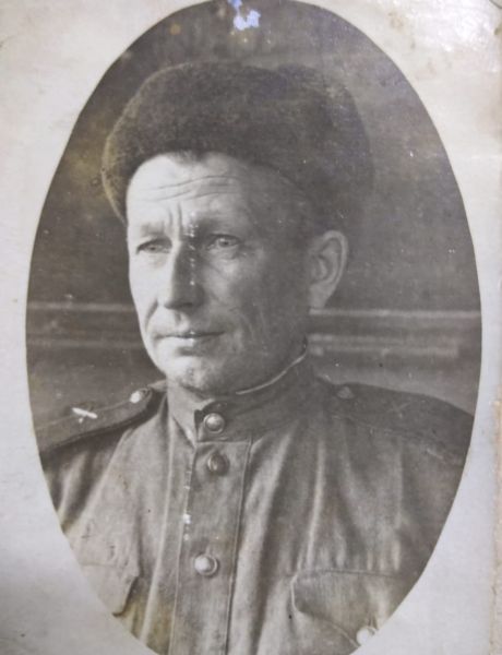 Ермольчев (Ермольцев) Леонид Корнилович
