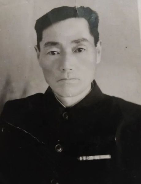 Хан Петр Владимирович