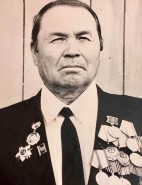 Манзуров Александр Петрович