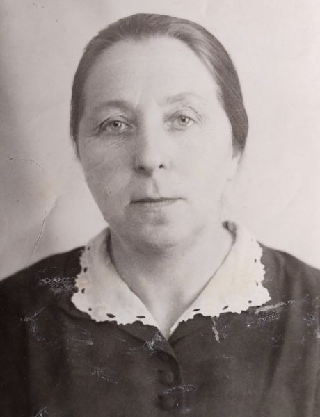 Каменская (Акатова) Елена Самсоновна