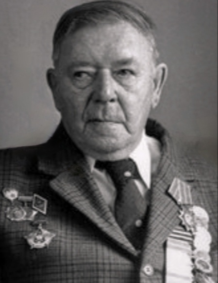 Зверев Максим Дмитриевич