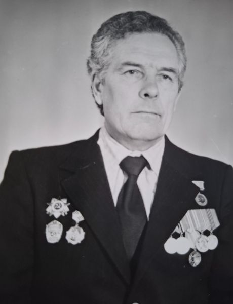 Лютиков Пётр Иванович