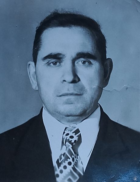 Овчаров Иван Петрович