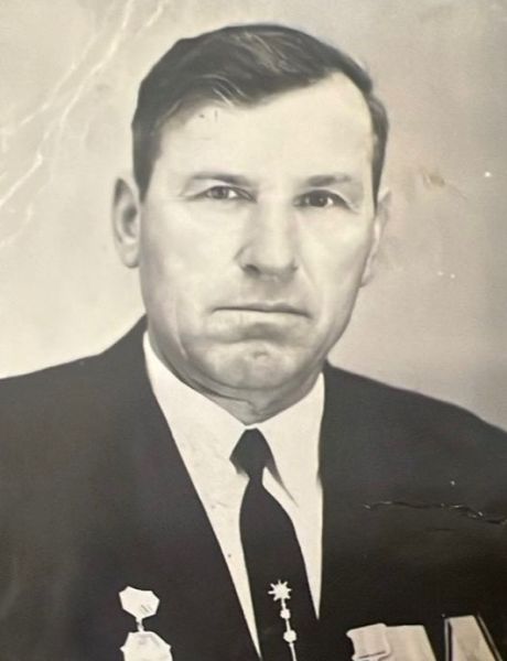 Овчаренко Василий Егорович