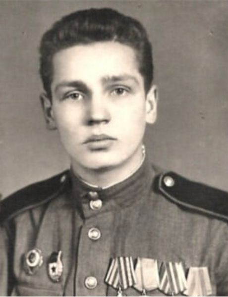 Абрамов Александр Григорьевич