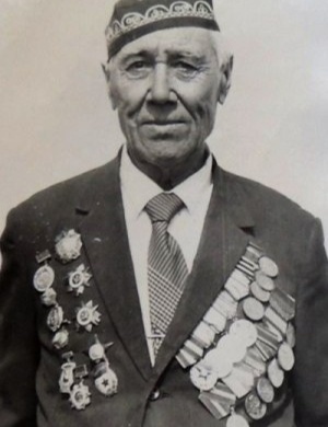 Галин (Биишев) Махмут (Махмутьян) Харрасович