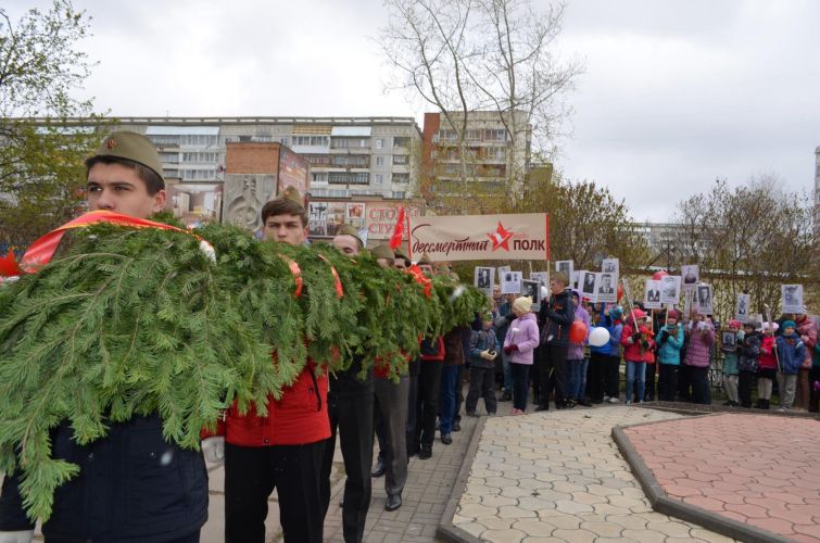 9 мая в поселке Светлый