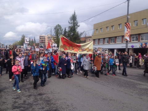 Шествие "Бессмертного полка" в городе Тосно 9 мая 2014 г.