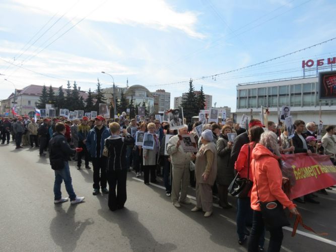 Время построения "Бессмертного полка" в Рыбинске 9 мая 2016 года